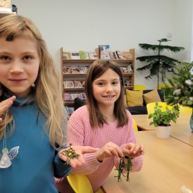 Knihovna - dílnička prosinec 2025 Fotka 14