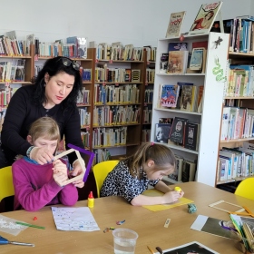 Únorová dílnička v knihovně Fotka 10