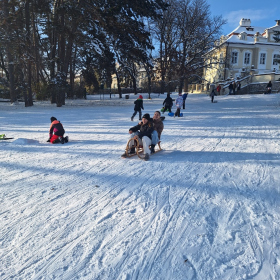 Prosincové dění  - 8.B - Bobování Fotka 31