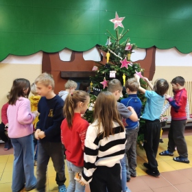 Školní vánoční stromeček Fotka 5