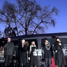 Rozsvěcení vánočního stromečku 2025 Fotka 4