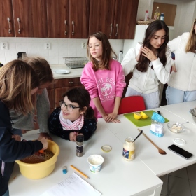 Tematický den III - 8.r + 3.r Povolání  Fotka 36