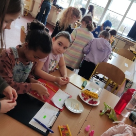 Tematický den III - 8.r + 3.r Povolání  Fotka 29