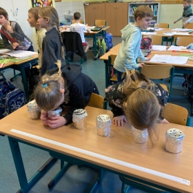 Tematický den III - 2.A zkoušela své smysly Fotka 42