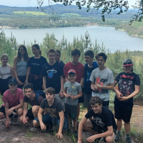 Výlety a školy v přírodě - 8.B u „Mácháče“ Fotka 21